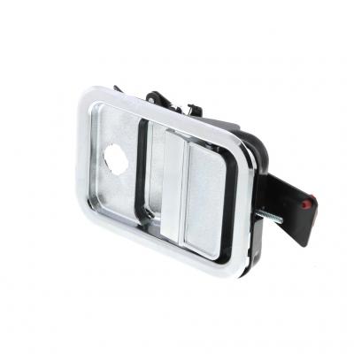 RIGHT HAND DOOR CHROME HANDLE