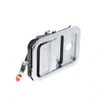 RIGHT HAND DOOR CHROME HANDLE